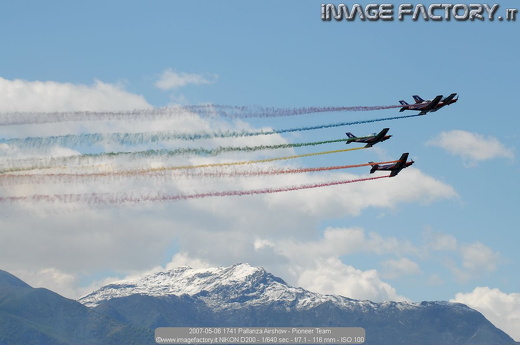 2007-05-06 1741 Pallanza Airshow - Pioneer Team